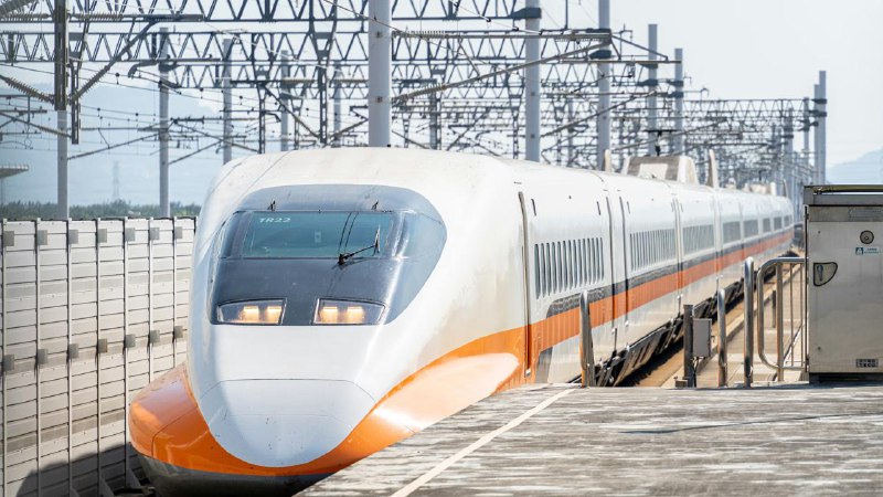 #Web #Life🚄 还可以这样 —— 铁路12306积分延期工具💡 今天介绍一个邪修类的技能，名字如题，说是工具，其实这个网页就纯粹是一个规则普及和操作手册