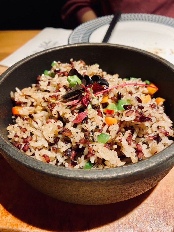 #Food #Life🦉 终于有空打卡一家心仪已久的创意菜餐厅了，今天的餐厅主打素食，看看素食能玩出什么花来吧
