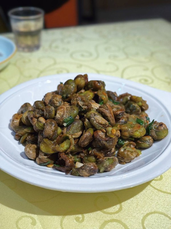 #Life #Food关注我大众点评、即刻或者本频道觅食系列的老朋友应该知道，我之前非常喜欢杭州拱墅信义坊的一家叫做「勇贤小吃」的小炒馆子