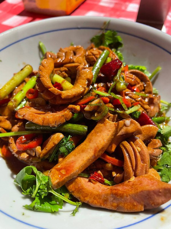 #Life #Food🌶️ 荆九爷爆炒桥头三嫩 🌶️📍  杭州·宝港生活广场 4 幢 109 号💰 人均：¥72宝港生活广场南边，开车进来现在推荐从东门进入，不要开到肉本家麦当劳这边，尽可能在园区里停好，不然容易开到断头路