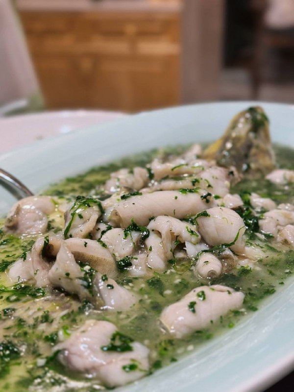 #Life #Food🧑‍🍳 民厨饭堂私房菜📍 杭州· 拱墅 · 河东路109号（朝晖七区南区7号楼沿街）💰 人均：¥130（建议多人前往，1-2人点餐尴尬）在收藏了1088天之后，我终于来吃民厨了