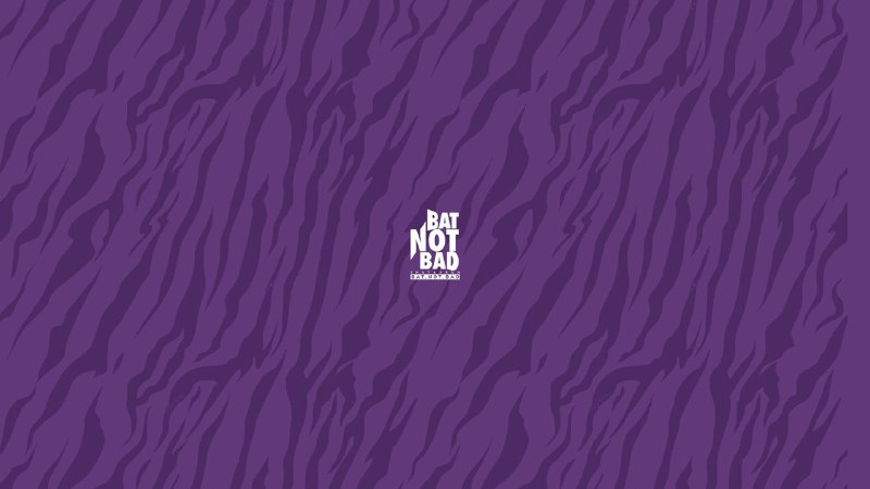 #Instagram 🧙‍♂️ 推荐一个 Instagram 上的大神 —— @bat.not.bad🎨 这个大神是一个特效神人，经常会把一些创意十足的想法变成可观赏的作品，例如各类酷炫跑车的车钥匙、侧滑/折叠屏的 iPhone、矗立于悬崖边的建筑，还有各式各样充满未来风格的事物