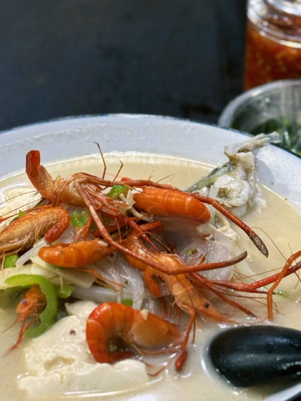 #Life #Food🥢 三合鲜虾面 🥢📍 湖州·德清县· 百乐街43/43-1号💴 人均：¥40工作日的早午餐来三合吃面