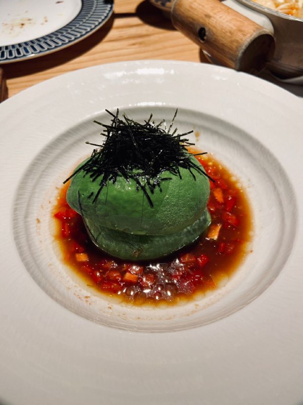 #Food #Life🦉 终于有空打卡一家心仪已久的创意菜餐厅了，今天的餐厅主打素食，看看素食能玩出什么花来吧