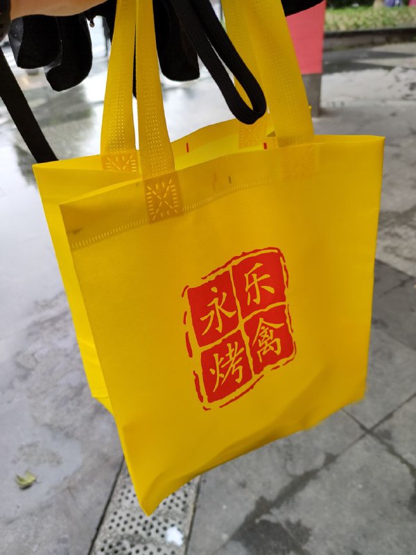 #Life #Food今天说说杭州我吃过的烤鸡当中值得推荐的三家