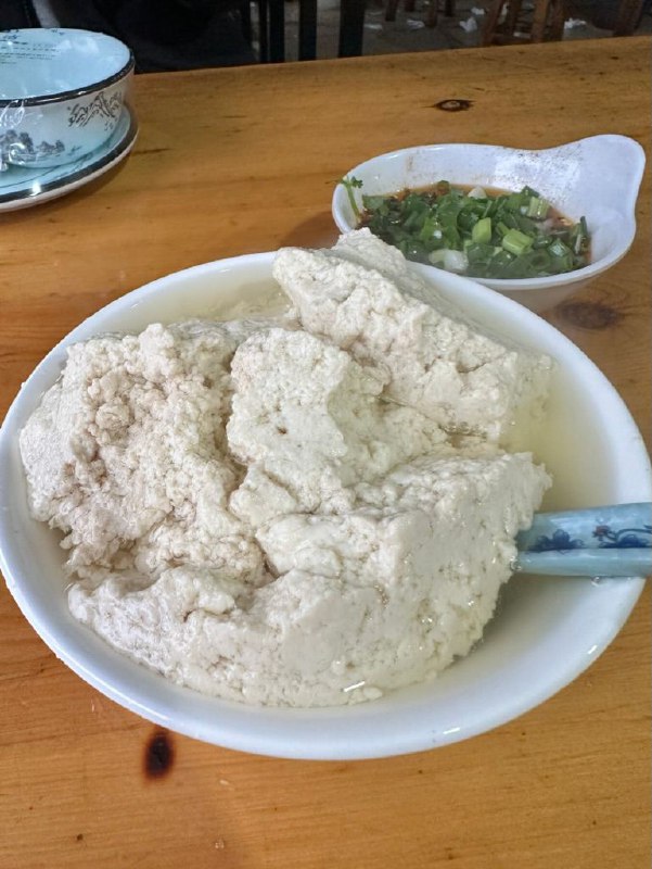 #Life #Food👀 在之前我曾经介绍过杭州我比较喜欢的川菜馆 —— 蓉忆小江湖