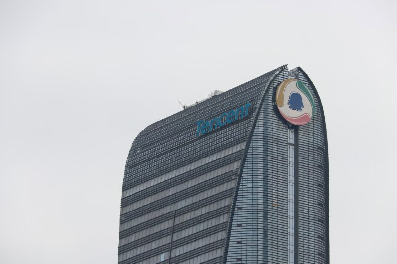 #News #Thought🐧 近日，腾讯旗下的看点直播发布官方声明，称其已完成历史使命并结束服务