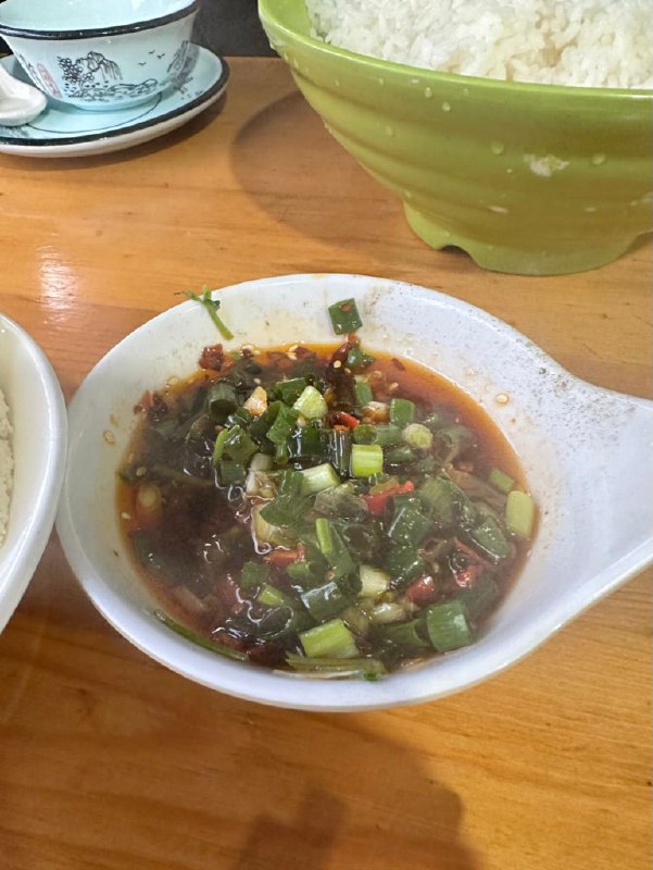 #Life #Food👀 在之前我曾经介绍过杭州我比较喜欢的川菜馆 —— 蓉忆小江湖