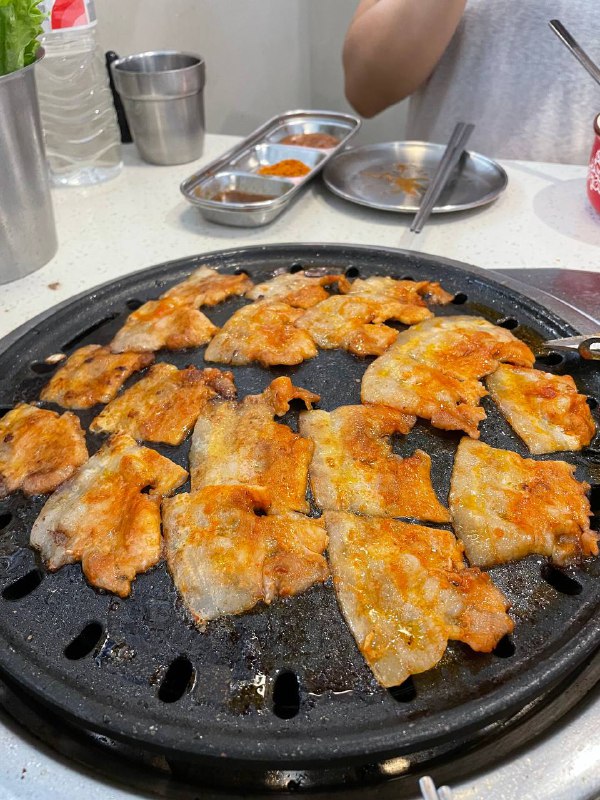 #Life #Food今天介绍两家近期吃到的还不错的烤肉馆子