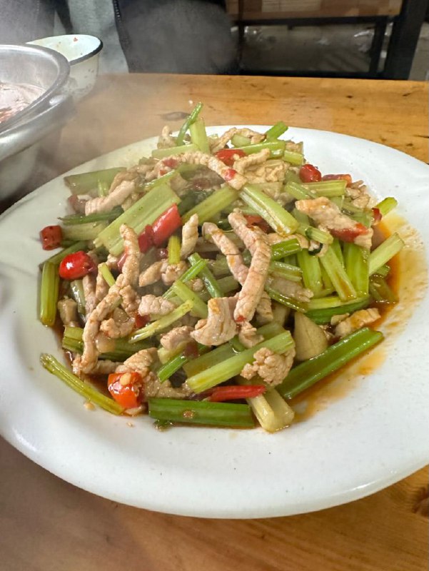 #Life #Food👀 在之前我曾经介绍过杭州我比较喜欢的川菜馆 —— 蓉忆小江湖