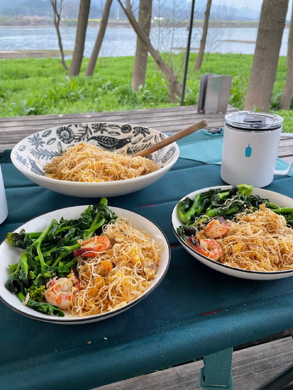 #Life🍃 最近杭州的天气暖和起来了，趁上周日得空，决定出游露营，也是今年第一次自驾露营，索性和大家分享一下