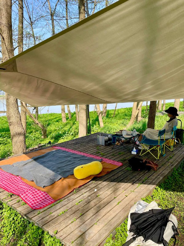 #Life🍃 最近杭州的天气暖和起来了，趁上周日得空，决定出游露营，也是今年第一次自驾露营，索性和大家分享一下