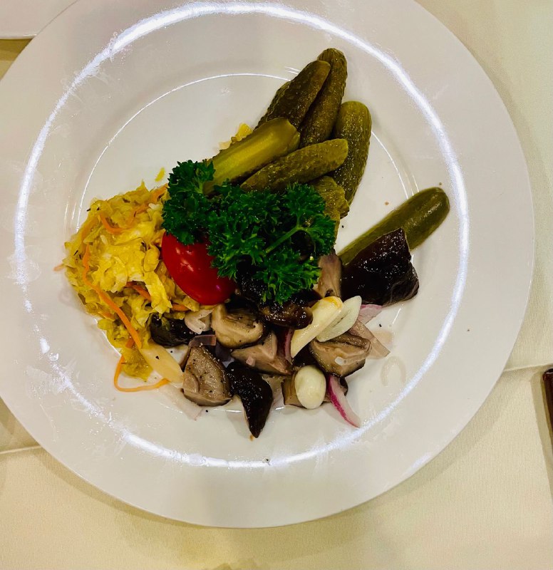 #Food #Life📩 接读者来稿，他向我们分享了位于北京的一家俄罗斯西餐厅