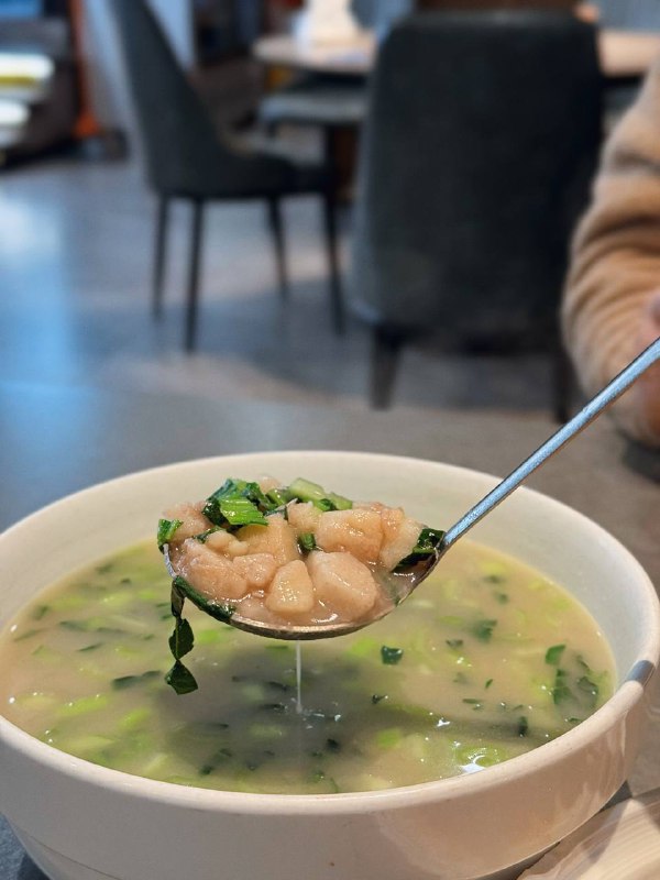 #Life #Food⛰️ 湘里湘亲(东新路店) ⛰️ 📍 杭州·拱墅区·石桥路395-1号大润发1楼（外围）💴 人均：¥60开了挺多年的湘菜家常馆子