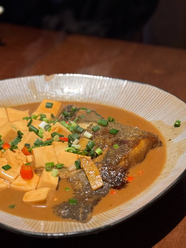 #Life #Food🐟 角该餐厅📍 杭州·拱墅·莫干山路隐秀银座地下一层（什么甜对面）💰 人均：¥80大悦城对面隐秀江南的一家融合餐馆