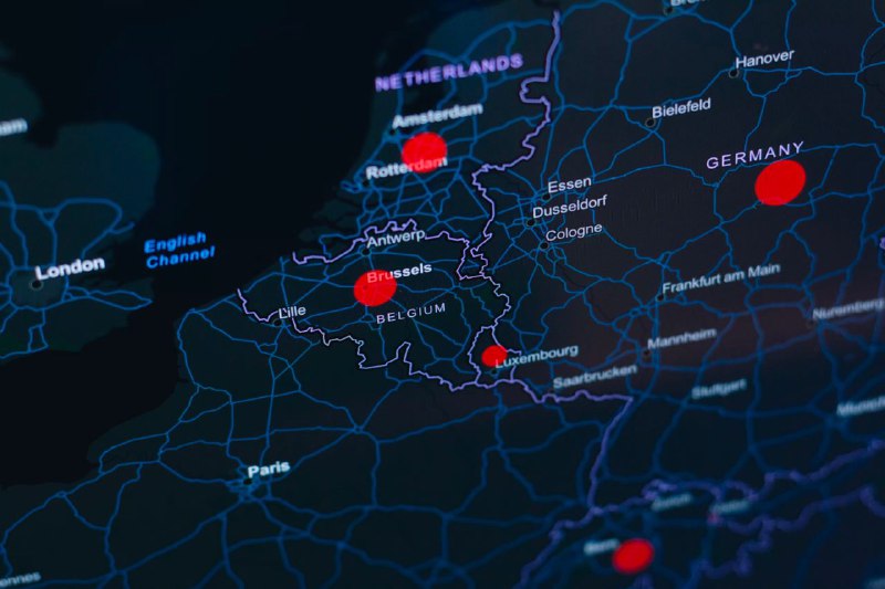 #Life #App🗺️ 关于近期我日常行车的地图选择感觉自己还是蛮喜欢聊地图类 App 的，之前也有聊过一些地图方面的事情