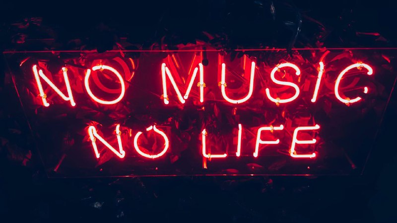 #Life #Thought🎼 听歌的时候我们到底在听什么我是一个非常喜欢音乐，平常开车、走路和日常闲暇的时候会经常听歌的人