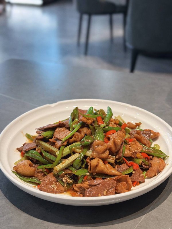 #Life #Food⛰️ 湘里湘亲(东新路店) ⛰️ 📍 杭州·拱墅区·石桥路395-1号大润发1楼（外围）💴 人均：¥60开了挺多年的湘菜家常馆子