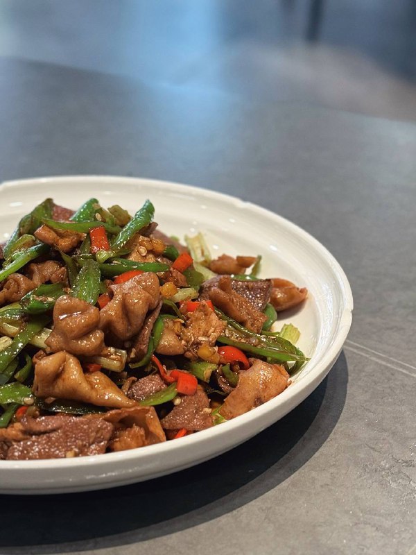 #Life #Food⛰️ 湘里湘亲(东新路店) ⛰️ 📍 杭州·拱墅区·石桥路395-1号大润发1楼（外围）💴 人均：¥60开了挺多年的湘菜家常馆子