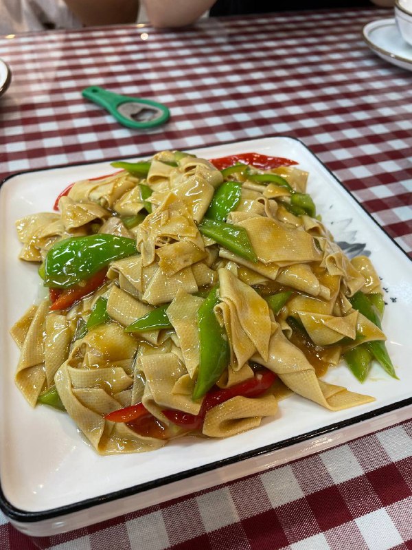 #Life #Food⭐️ 郭包又东北菜 ⭐️📍 杭州 · 北部软件园中天园外围又是一家新开的东北菜，最近一直能在各个社交平台上刷到