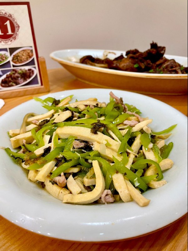 #Life #Food⭐️ 23 号墙门菜 ⭐️📍 杭州 · 狮虎桥路 4-1 号又是一家杭帮菜