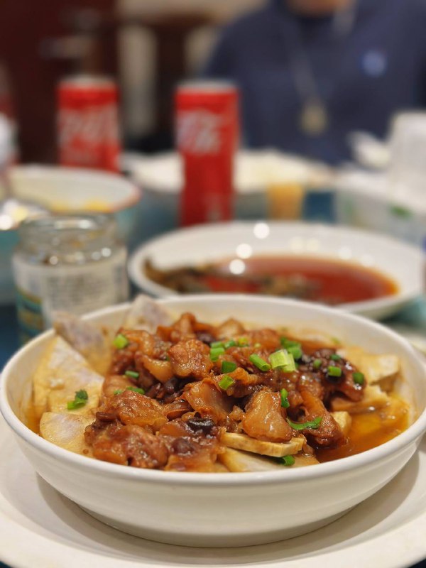 #Life #Food🥢 欢乐小酒馆📍 杭州· 临平·清水弄61号💰 人均：¥120在临平的一家有趣的小馆子