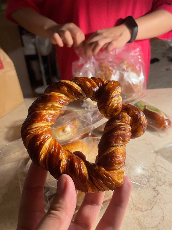 #Life #Food👀 好久没写觅食了，因为有段时间没有吃到让我惊艳的美食了，毕竟让我觉得一般或者还行的店我也不是很想很正式的来介绍，但是美食打卡我确实每天都在做，关注我点评的朋友应该知道我是真的每天都在更新