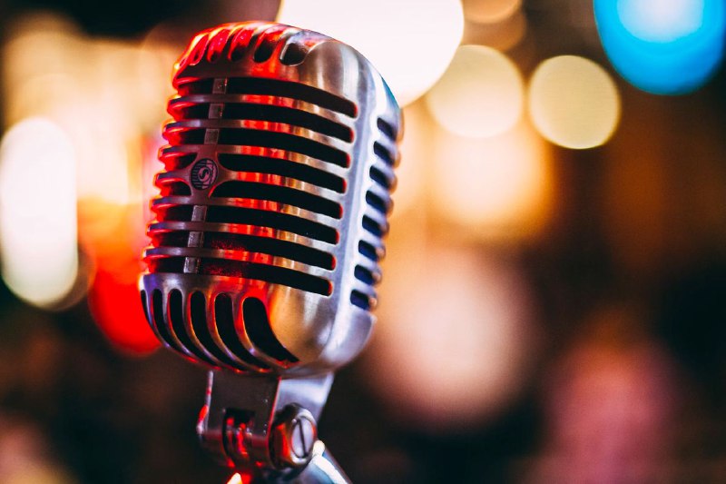 #Web🎙️ 让你找到更多宝藏播客 —— 中文播客榜📻 如果你平常就有收听播客的习惯，那么接下来这个网站可能就是为你量身定做的