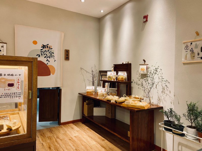 #Food #Life🦉 入冬了，各位有好好吃早饭么？如果平时太忙（lan）没有时间做早餐，可以提前买些面包然后配合其他饮品来补充能量