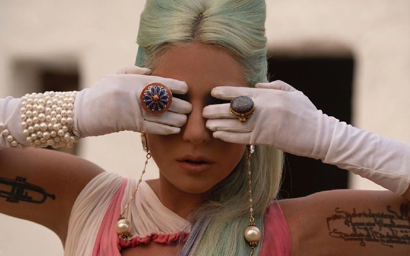 #Video #Music👩‍🎤 作为 10 年的鳖粉（Lady Gaga的粉丝），十分欣喜看完了《911》的 MV